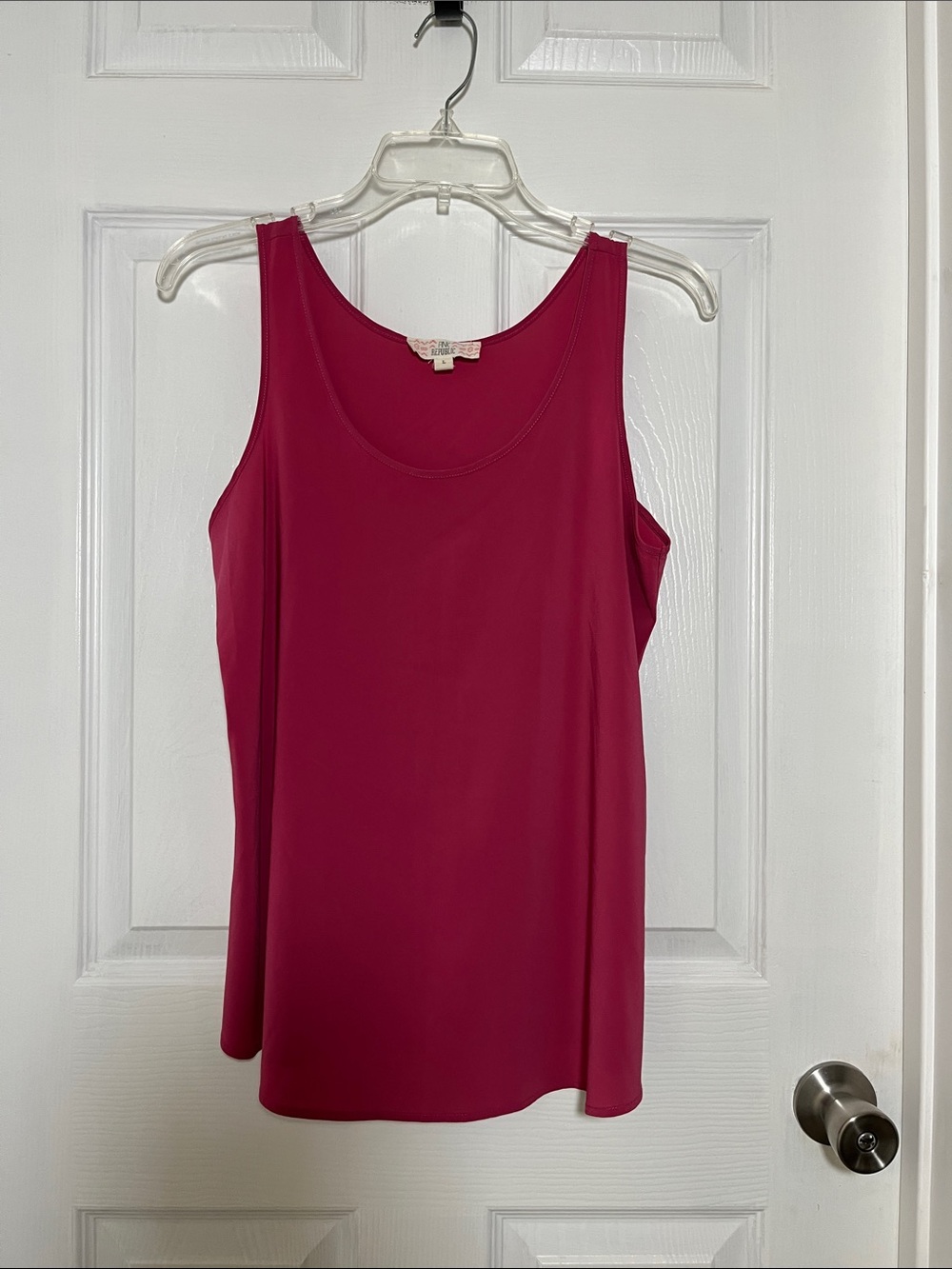 Pink Republic Sleeveless Scoop Neck Tank in Dusty Raspberry